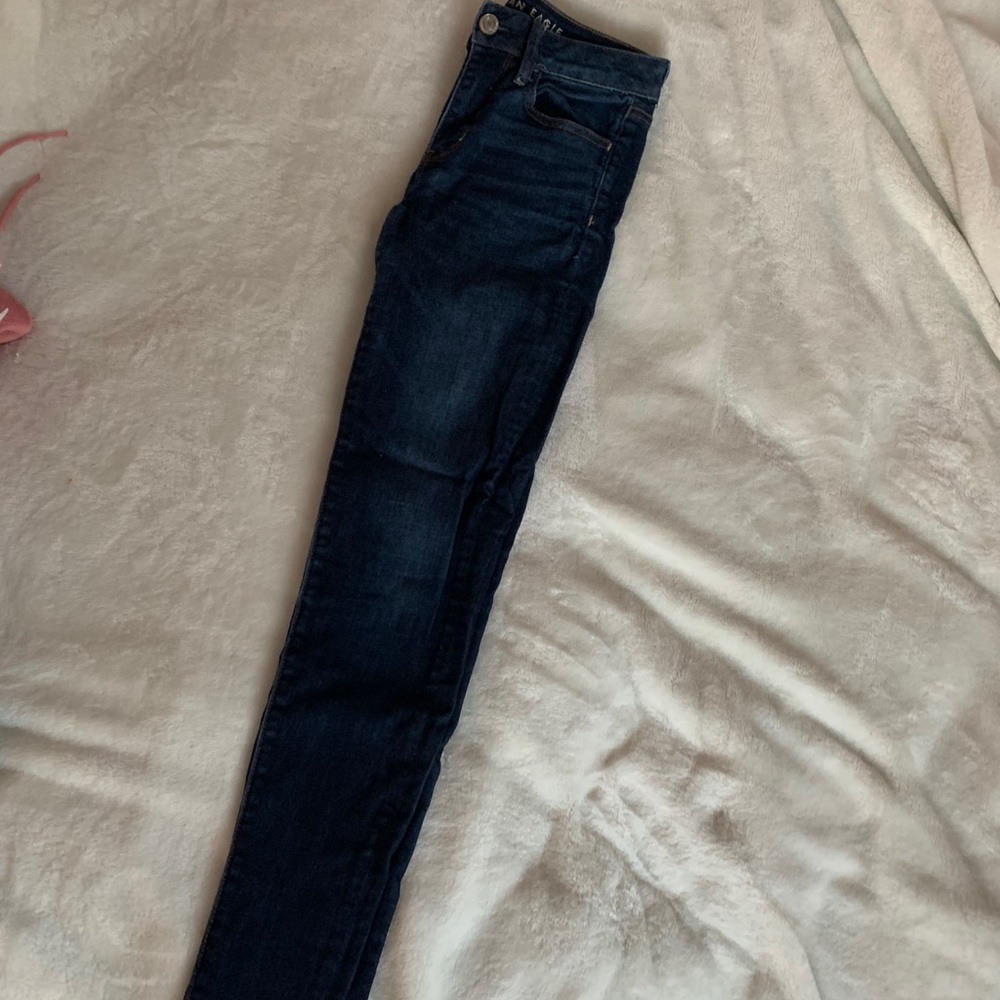 American Egale long dark wash jeans!